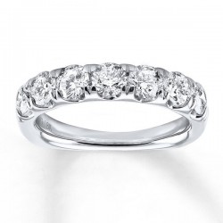 Hearts Desire Anniversary Band 1-1/2 cttw Diamonds 18K Gold